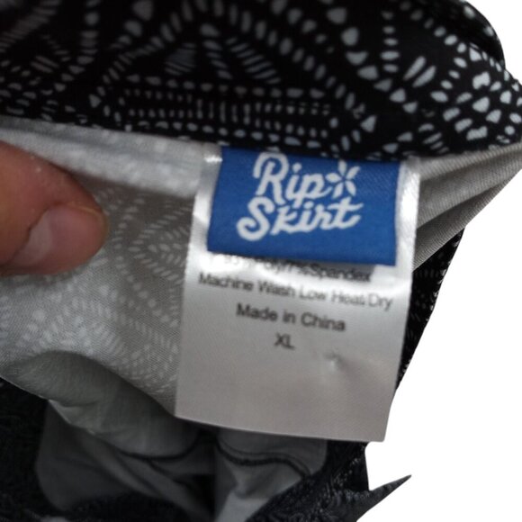 RipSkirt Length 2 Wrap Geometric Skirt Coverup Size XL Black White Adjustable - Picture 12 of 12